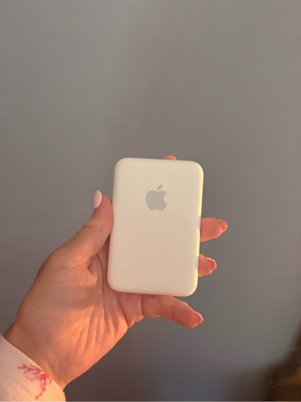 Apple White Portable Power Pack with Apple Logo